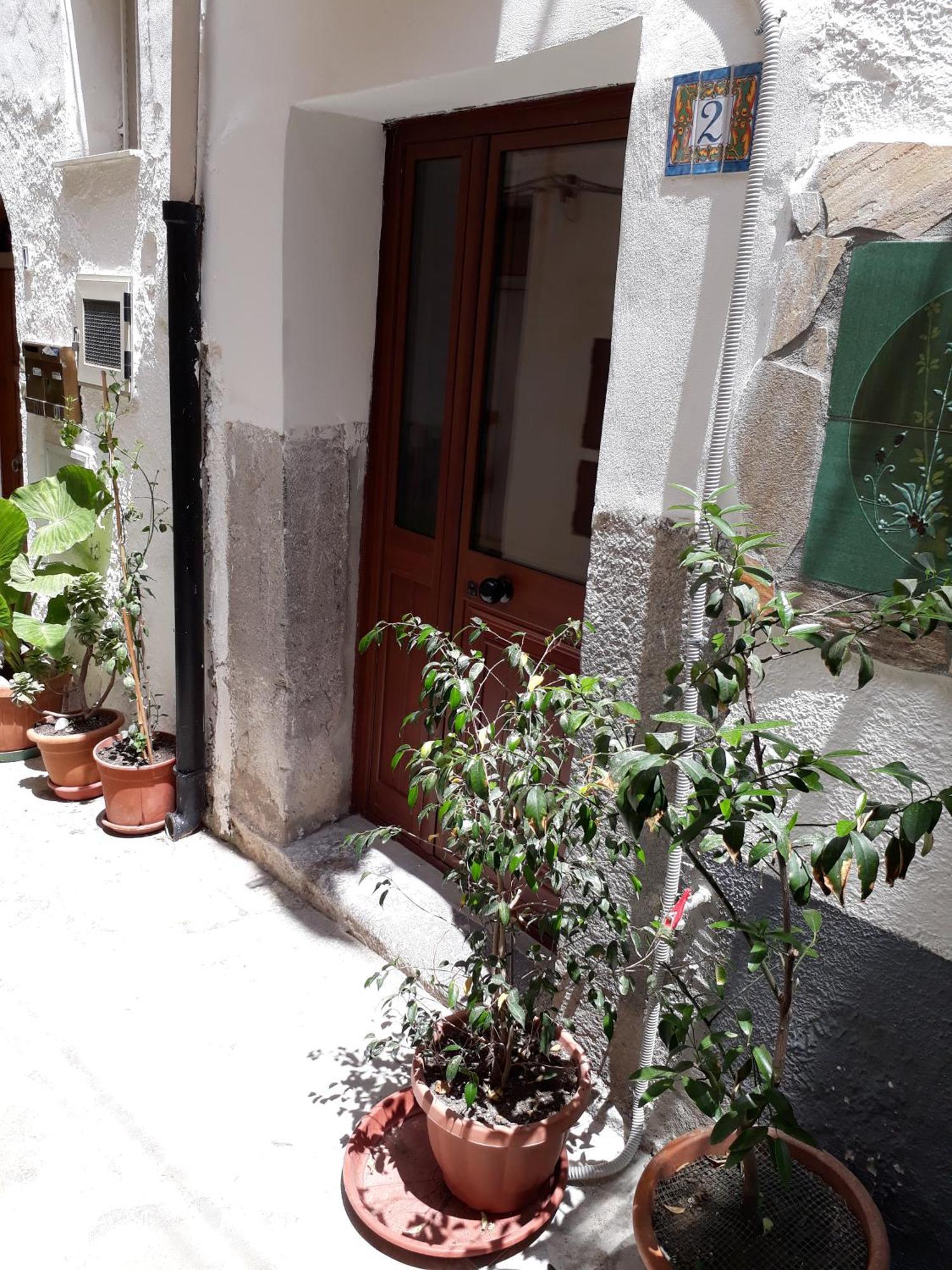 צ'פאלו Cortile Maggiore Home מראה חיצוני תמונה